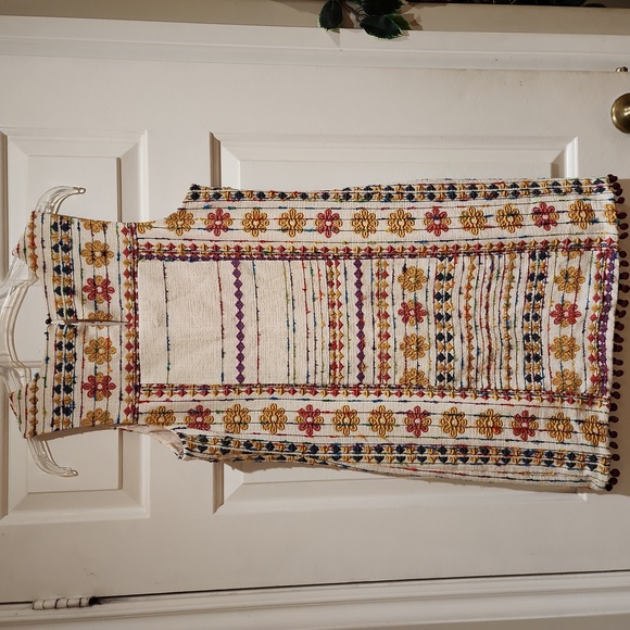 Anthropology Akemi+Kin Prudence shift dress with embroidered details - Picture 2 of 9